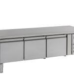 REFRIGERATED COUNTER HEIGHT 650 3 DOORS